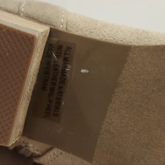 DV by Dolce Vita "Poker" Taupe Brown Western Ankle Booties in Size 9 - Picture 11 of 11